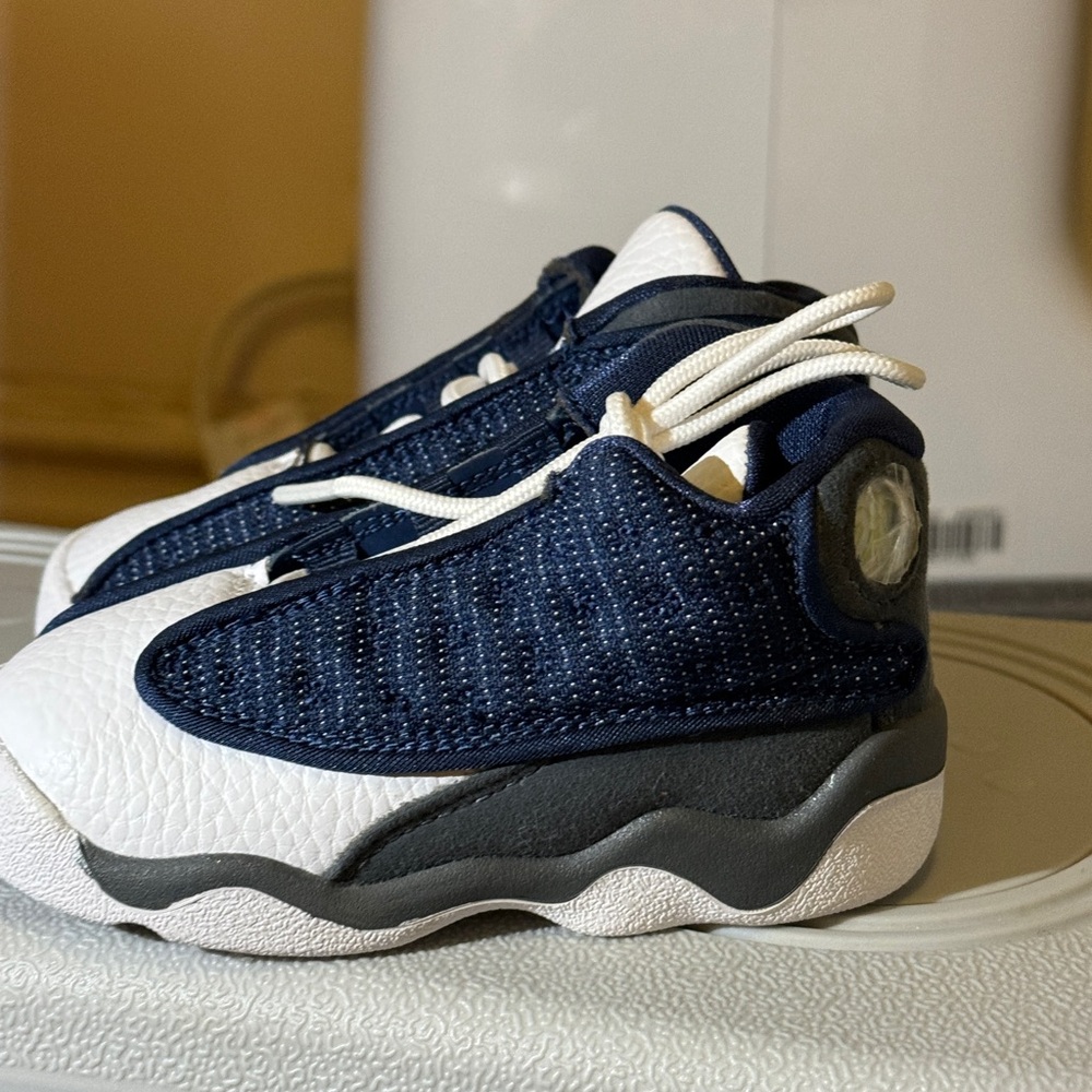 BLUE AND WHITE JORDAN SNEAKERS - SIZE 6C